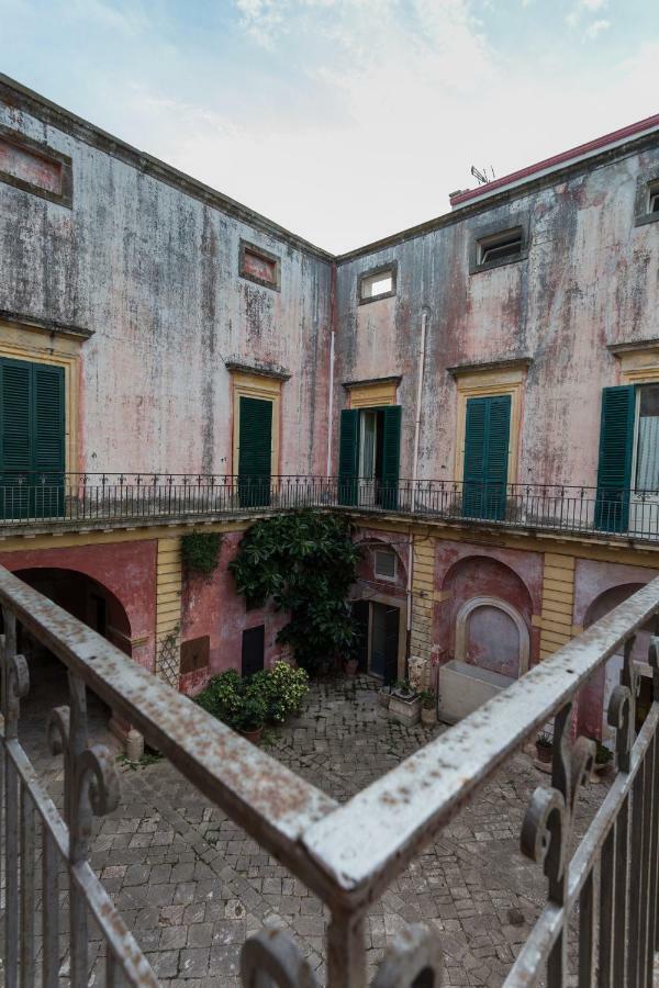 Palazzo Leuzzi B&B Galatone Εξωτερικό φωτογραφία