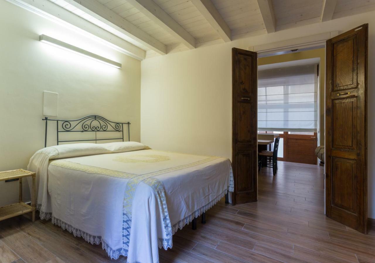 Palazzo Leuzzi B&B Galatone Εξωτερικό φωτογραφία