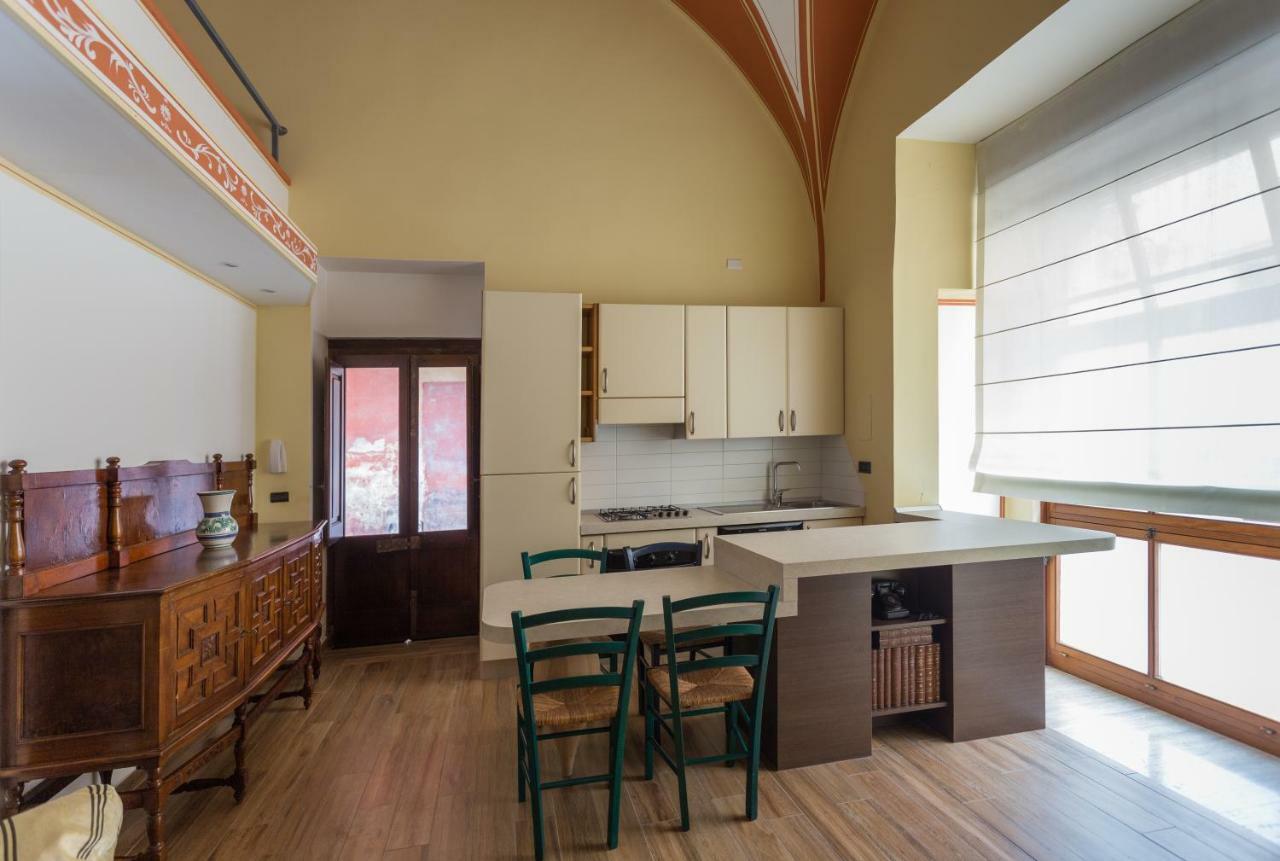Palazzo Leuzzi B&B Galatone Εξωτερικό φωτογραφία